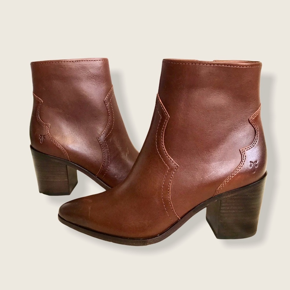 Frye Flynn Brown Zip Fall/Winter Ankle Booties - Picture 9 of 16